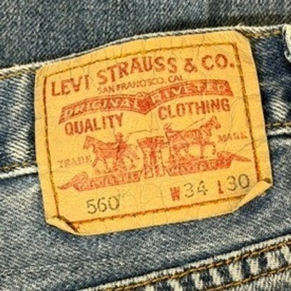 Levis 560 Comfort Fit Jeans Mens 34x30 Blue Medium Wash Loose Tapered Denim VTG